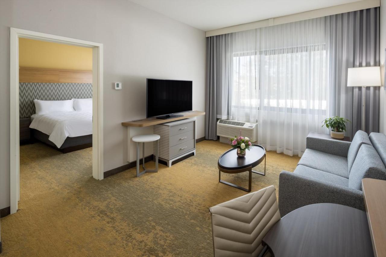 Holiday Inn - Long Island - Islip Arpt East By Ihg Holtsville Exteriér fotografie