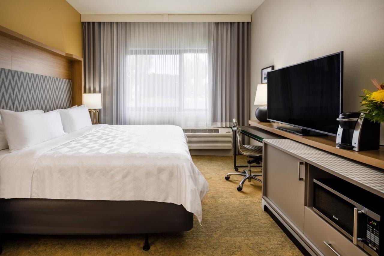 Holiday Inn - Long Island - Islip Arpt East By Ihg Holtsville Exteriér fotografie