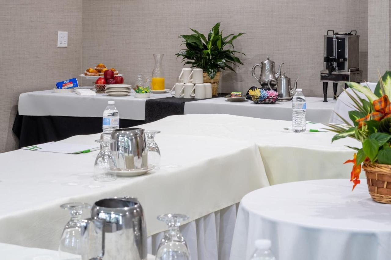 Holiday Inn - Long Island - Islip Arpt East By Ihg Holtsville Exteriér fotografie